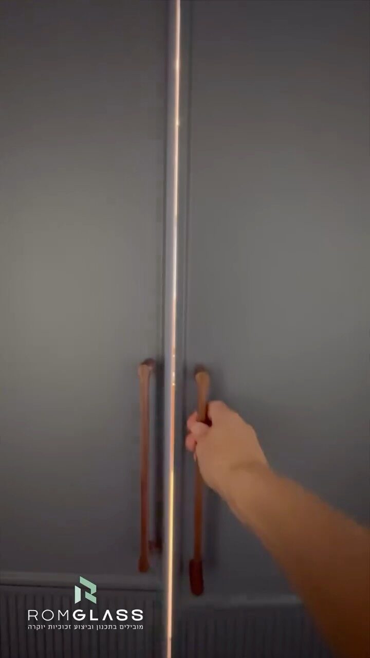 Instagram post from rom__glass. This post is in position 2.